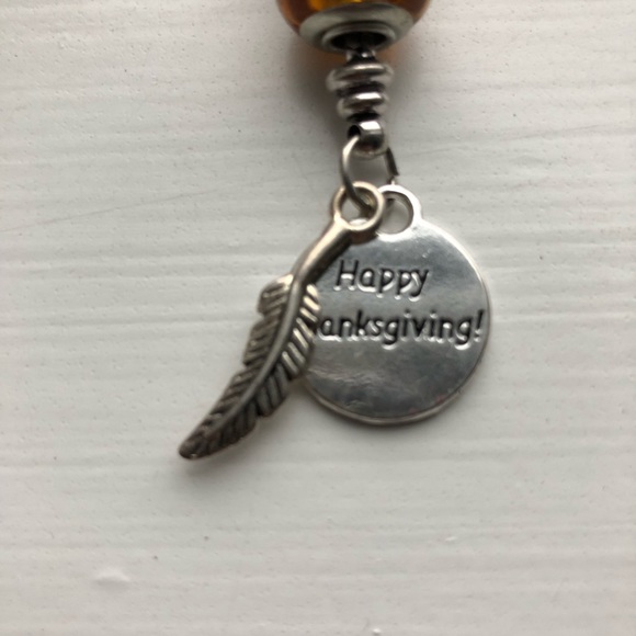 Silver & brown “Happy Thanksgiving!” beaded charm - Picture 2 of 6